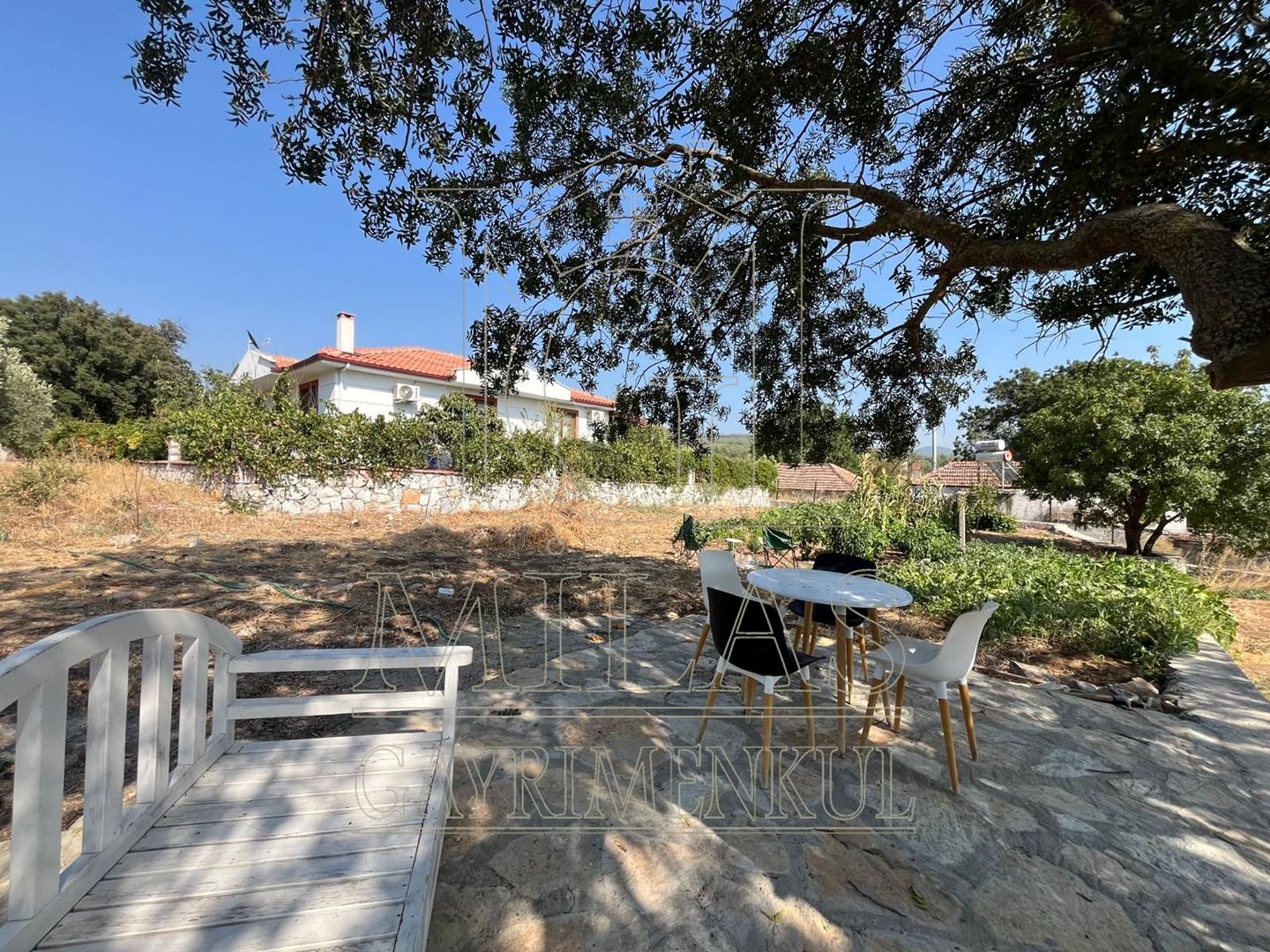 Milas'ta 1600 M² Bahçe İçinde Satılık VillaMuğla, Milas, Aslanyaka - 7