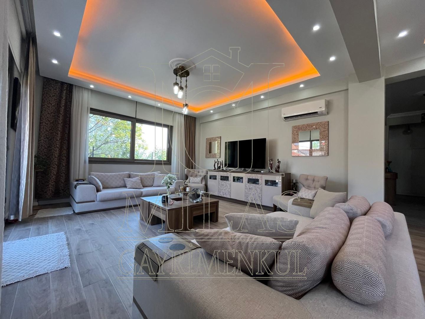 Milas'ta 1600 M² Bahçe İçinde Satılık VillaMuğla, Milas, Aslanyaka - 15