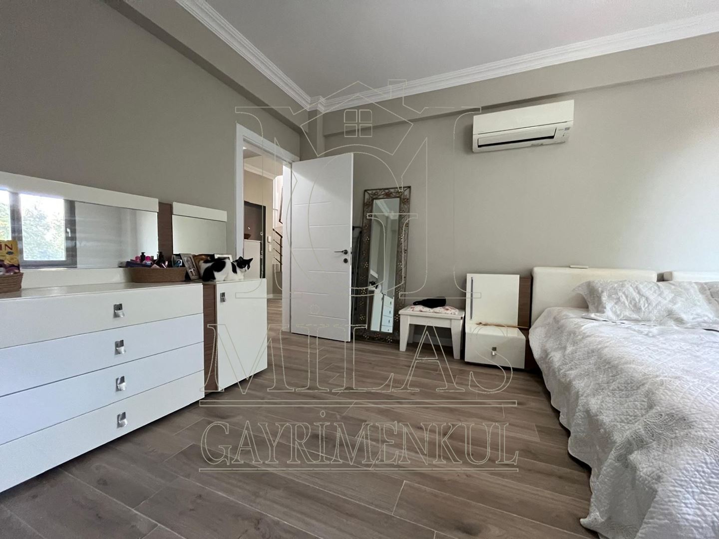 Milas'ta 1600 M² Bahçe İçinde Satılık VillaMuğla, Milas, Aslanyaka - 25