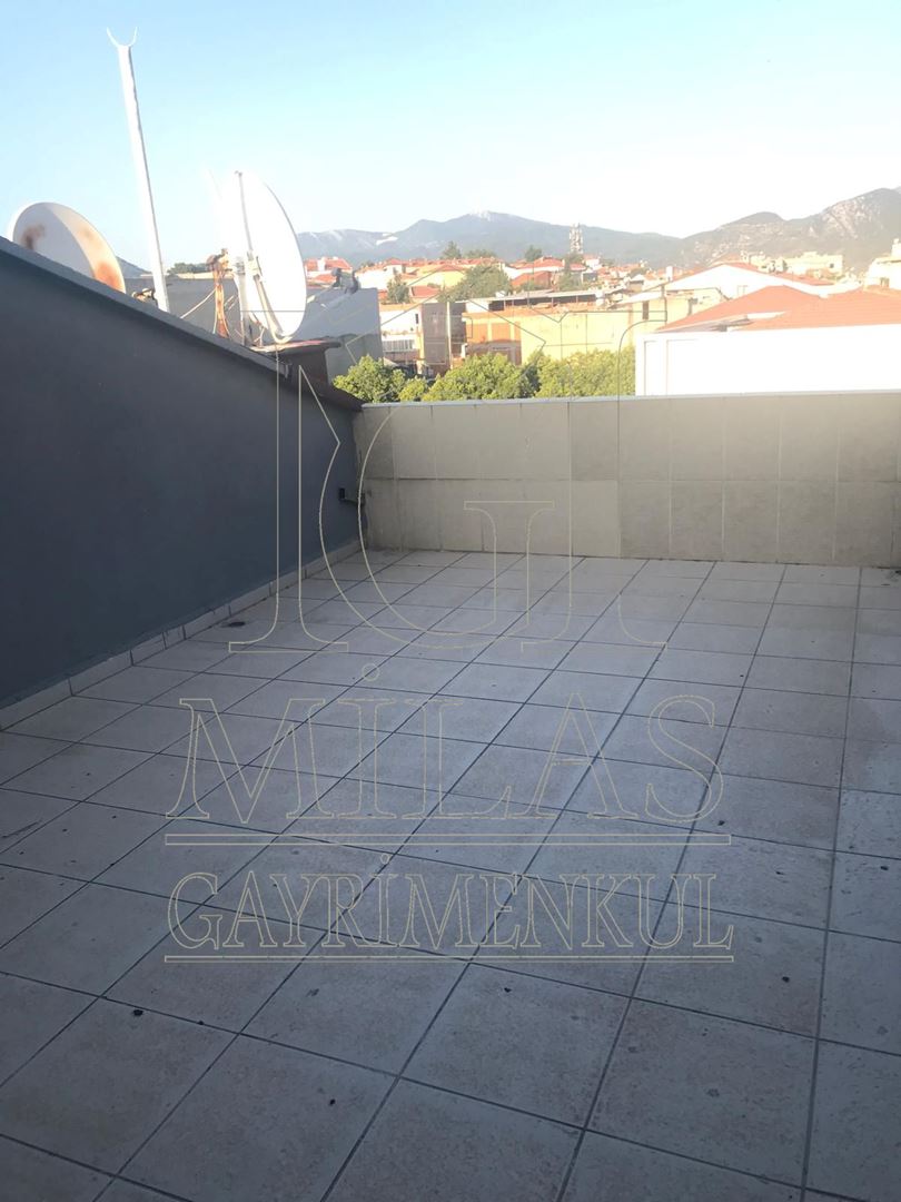 Milas Merkezde 1+1 Merkezi Sistem Kaloriferli Eşyalı DaireMuğla, Milas, Hacı İlyas - 12