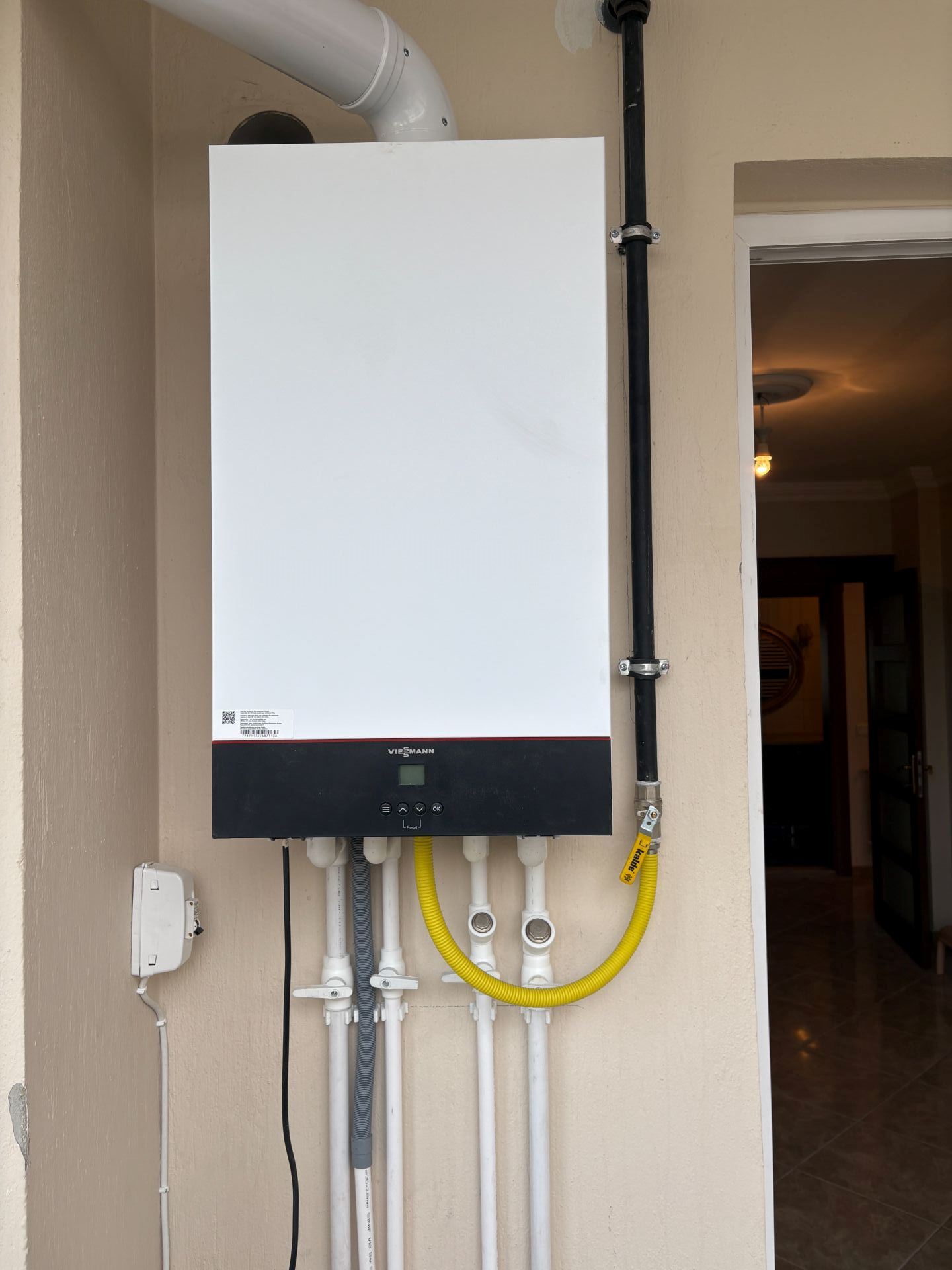 Milas Cumhuriyet Mahallesinde Doğalgazlı 3+1 Geniş Kiralık DaireMuğla, Milas, Cumhuriyet - 23