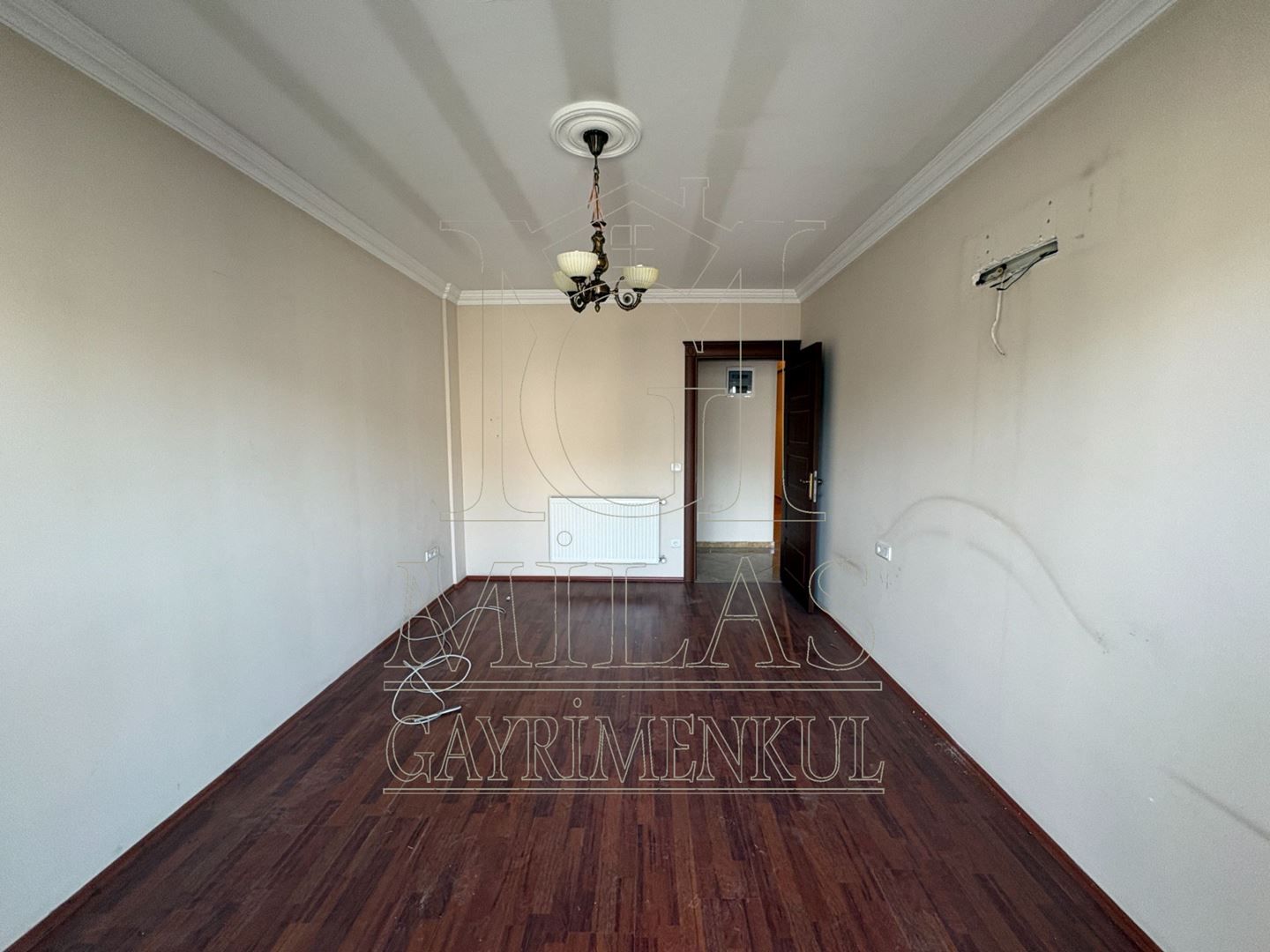 Milas Cumhuriyet Mahallesinde Doğalgazlı 3+1 Geniş Kiralık DaireMuğla, Milas, Cumhuriyet - 14