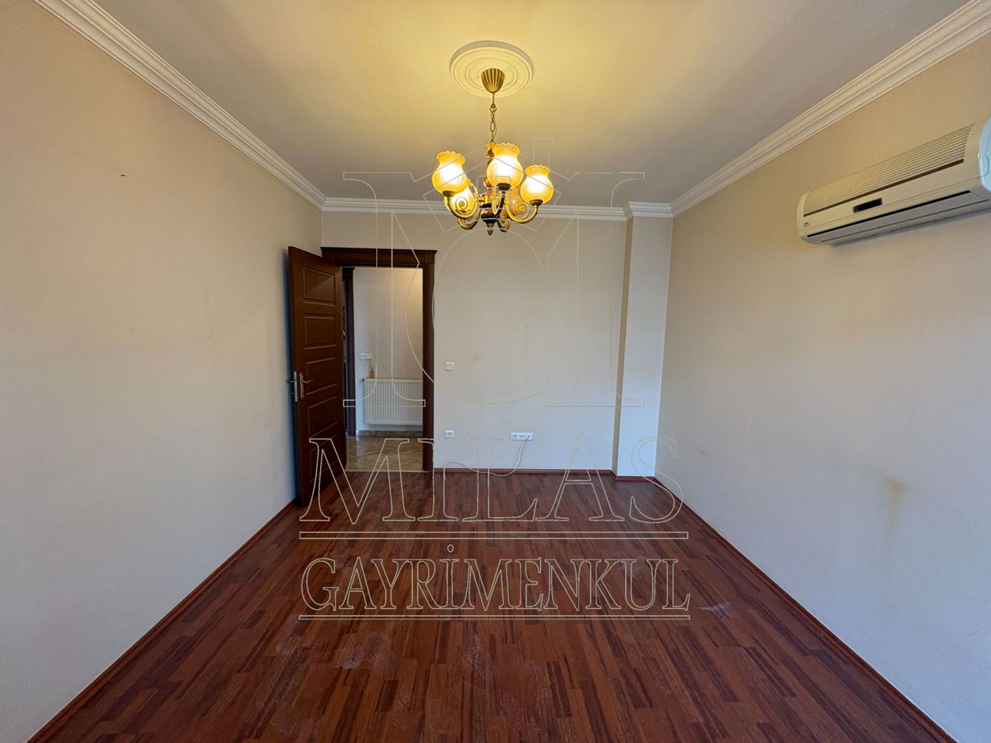 Milas Cumhuriyet Mahallesinde Doğalgazlı 3+1 Geniş Kiralık DaireMuğla, Milas, Cumhuriyet - 17