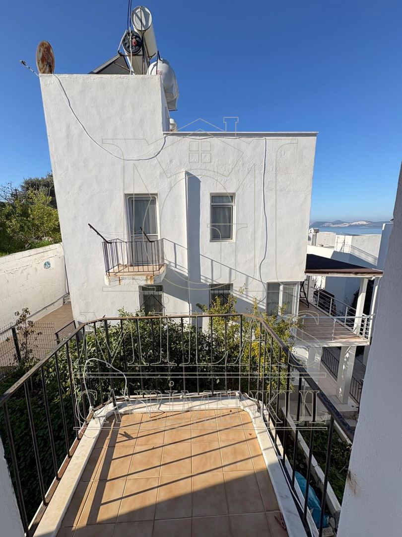 Güllük'te Deniz Manzaralı Kiralık Tripleks VillaMuğla, Milas, Güllük - 24