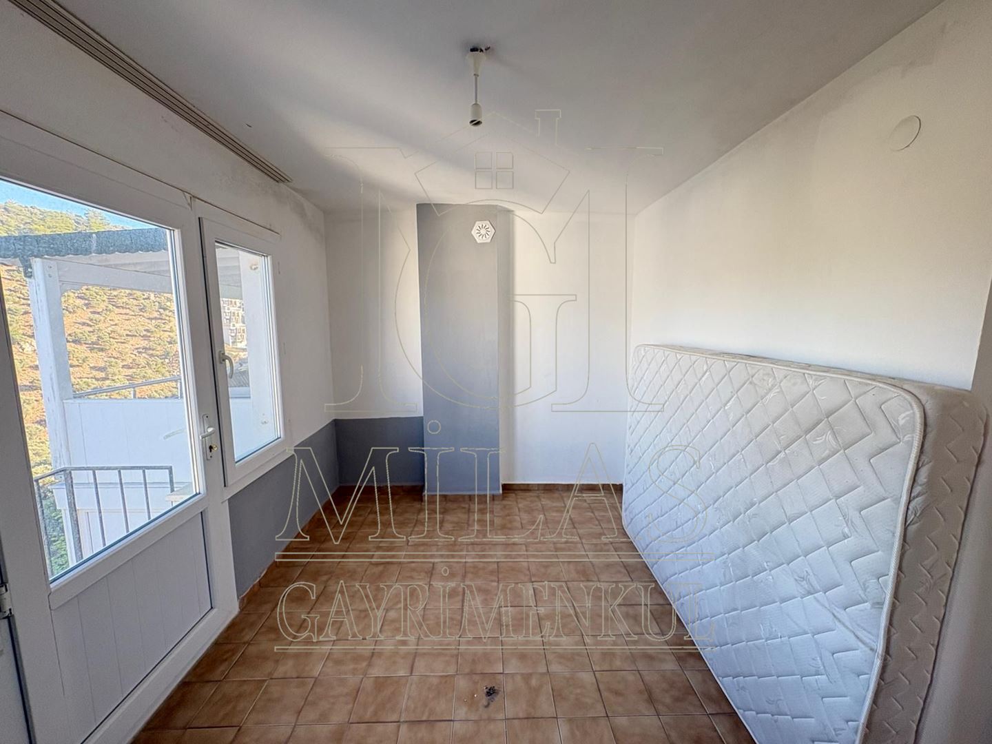 Güllük'te Deniz Manzaralı Kiralık Tripleks VillaMuğla, Milas, Güllük - 18