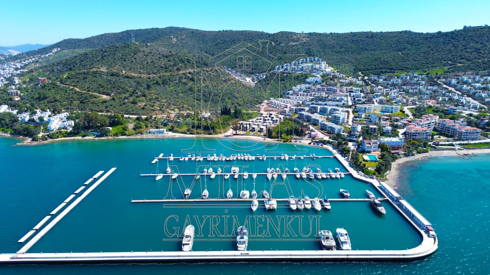 Güllük'te Deniz Manzaralı Kiralık Tripleks VillaMuğla, Milas, Güllük