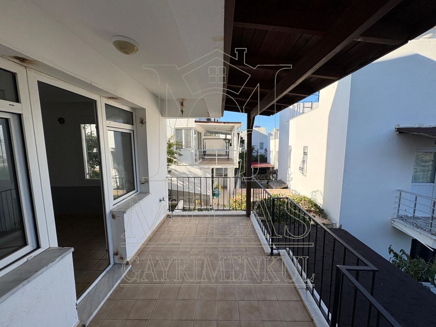 Güllük'te Deniz Manzaralı Kiralık Tripleks VillaMuğla, Milas, Güllük - 21