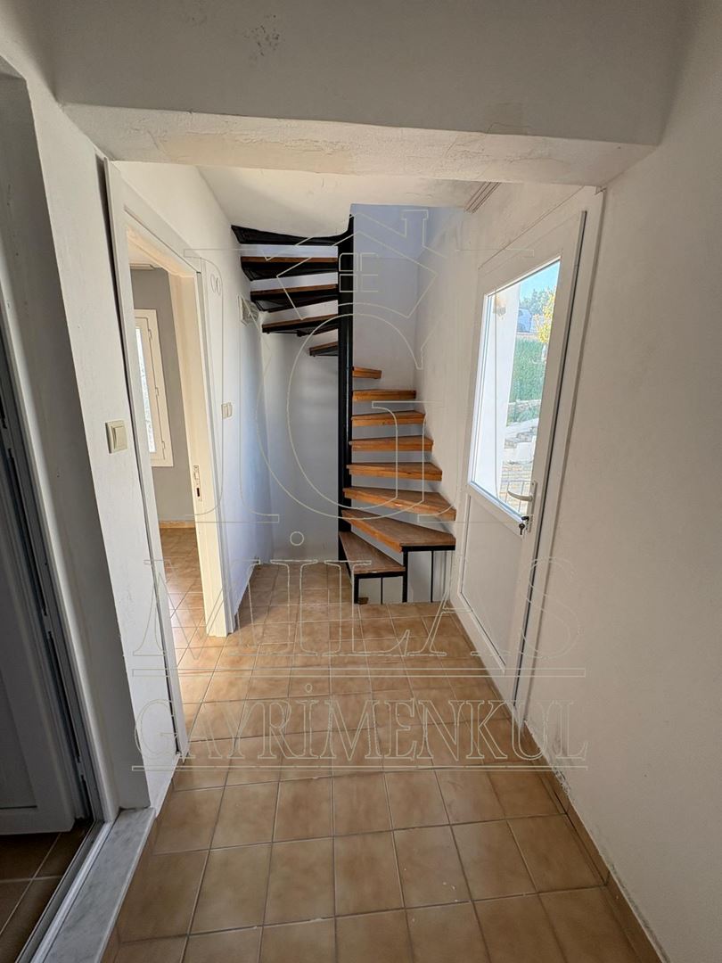 Güllük'te Deniz Manzaralı Kiralık Tripleks VillaMuğla, Milas, Güllük - 22