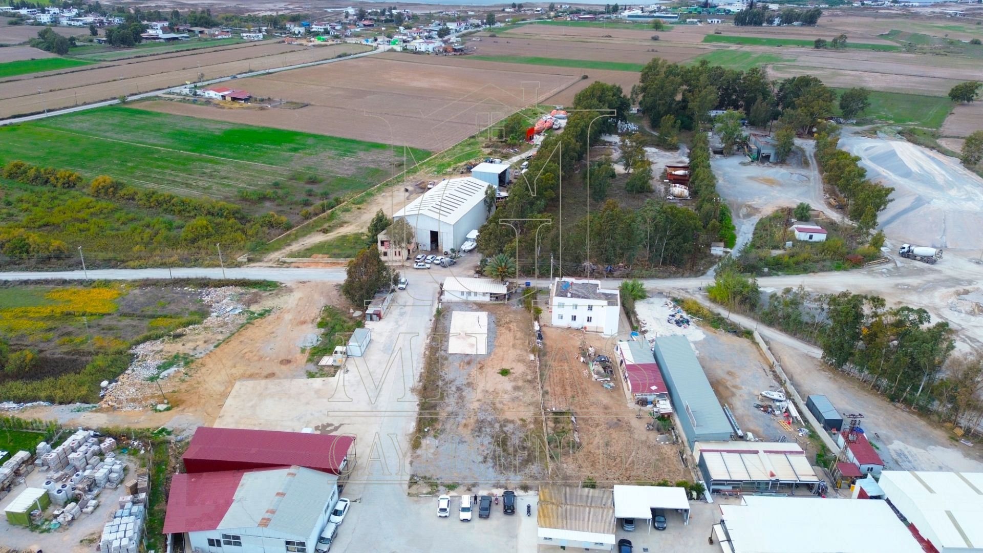 Milas Bodrum Yolu Üzeri 1562 M² Satılık ArsaMuğla, Milas, Dörttepe - 2