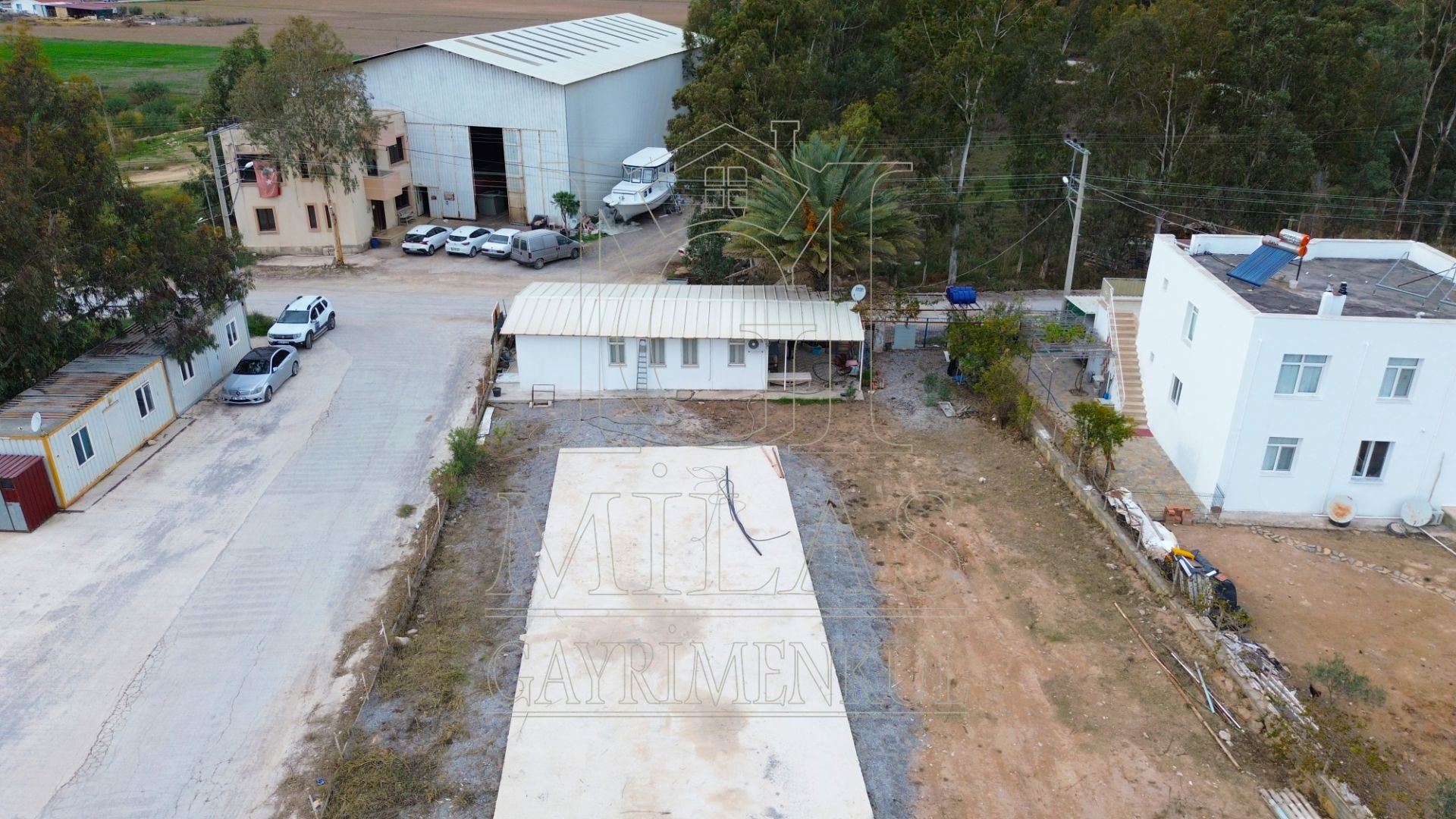 Milas Bodrum Yolu Üzeri 1562 M² Satılık ArsaMuğla, Milas, Dörttepe - 14