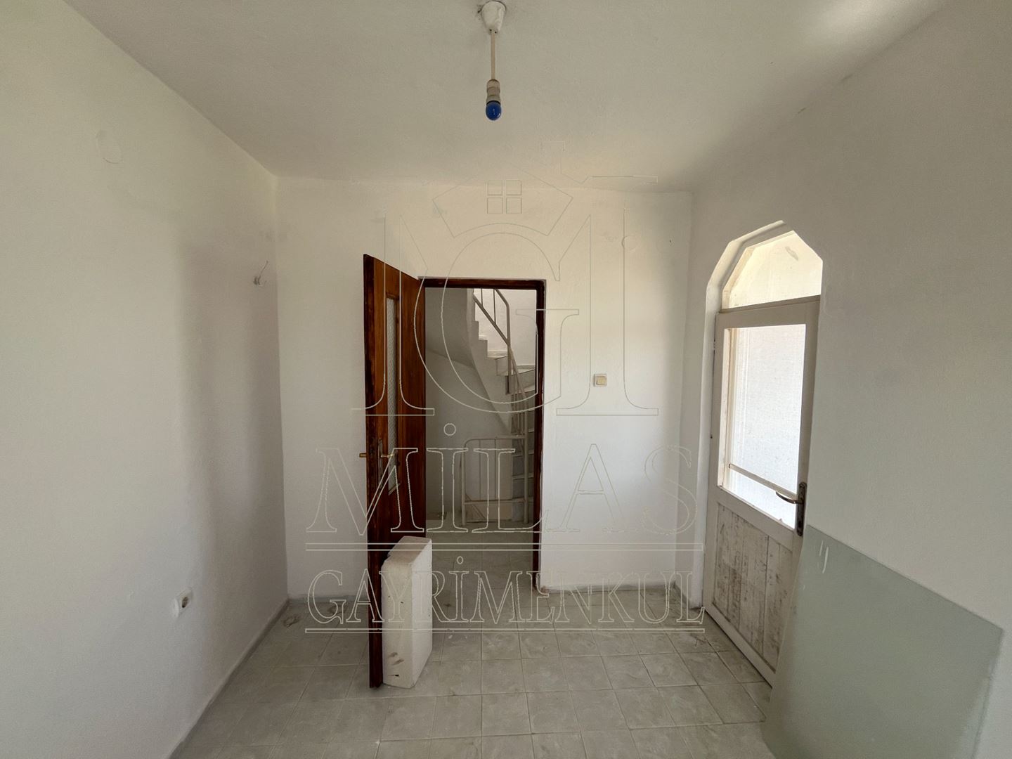 Boğaziçin'nde Göl Manzaralı Satılık Müstakil Dubleks VillaMuğla, Milas, Boğaziçi - 12