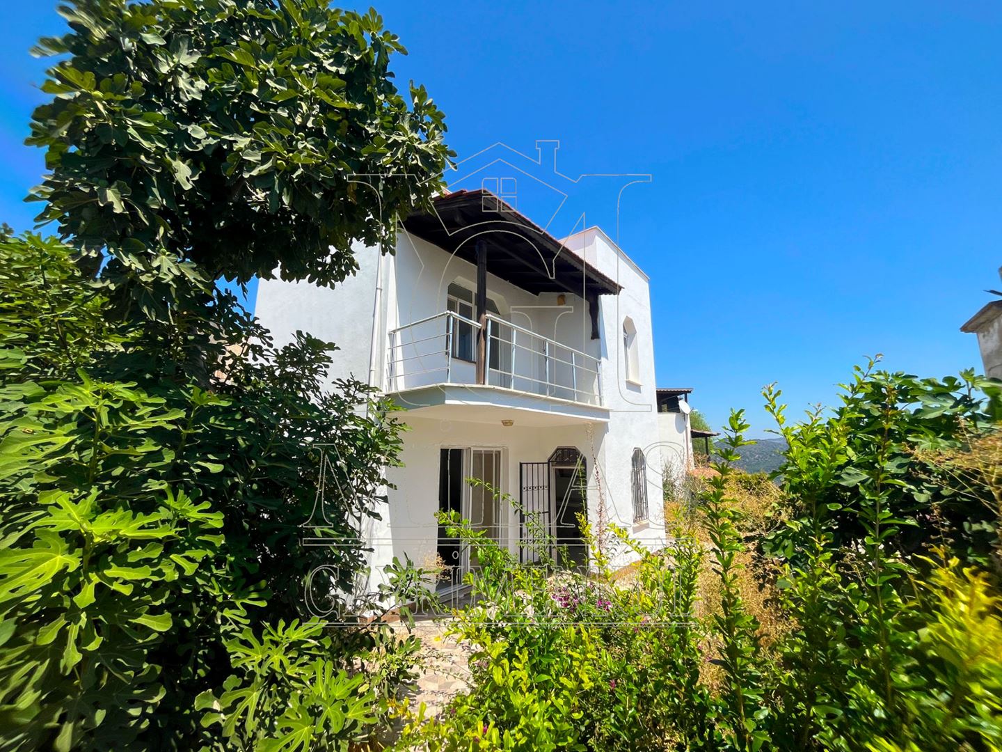 Boğaziçin'nde Göl Manzaralı Satılık Müstakil Dubleks VillaMuğla, Milas, Boğaziçi