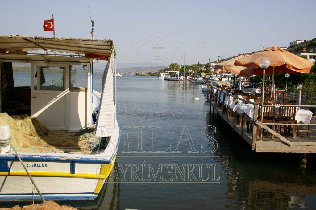 Boğaziçin'nde Göl Manzaralı Satılık Müstakil Dubleks VillaMuğla, Milas, Boğaziçi - 18