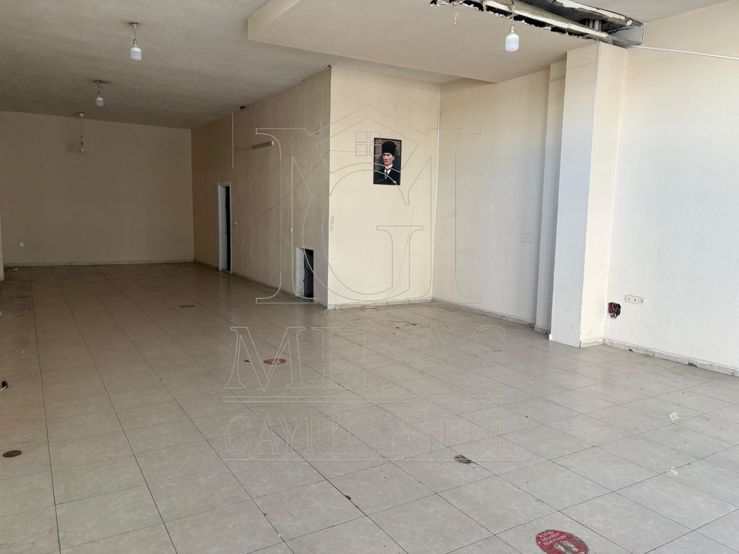 Milas Sanayi Caddesinde Kiralık İş YeriMuğla, Milas, Emek - 6