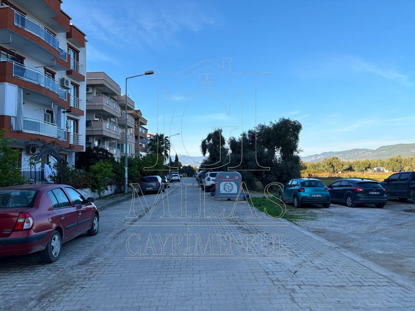 Milas Cumhuriyet Mahallesinde İmar Sınırına Bitişik 6366 M² AraziMuğla, Milas, Cumhuriyet - 25