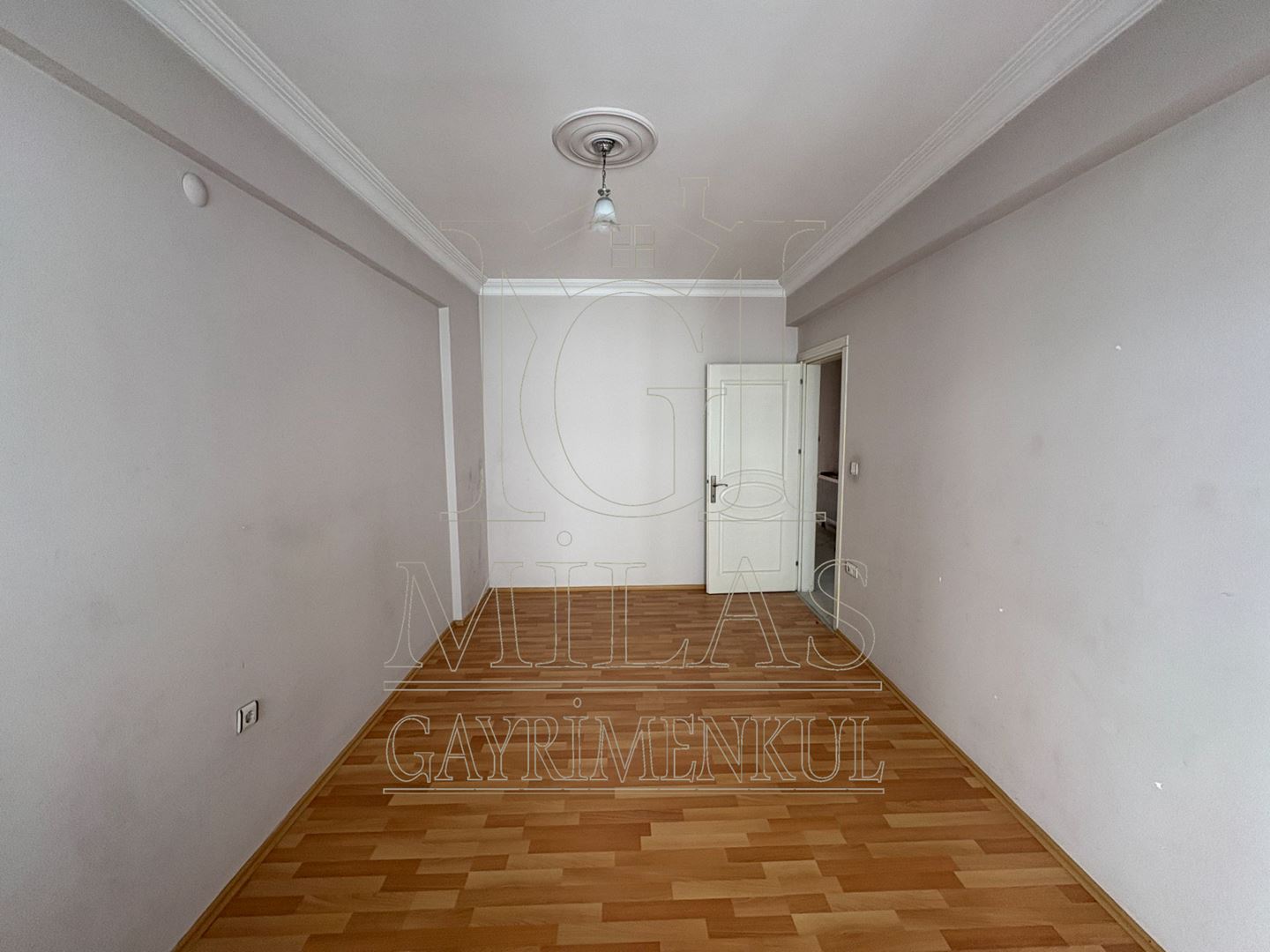 Milas Hayıtlı Mahallesinde 3+1 Doğalgazlı Kiralık DaireMuğla, Milas, Ahmet Çavuş Hayıtlı - 11