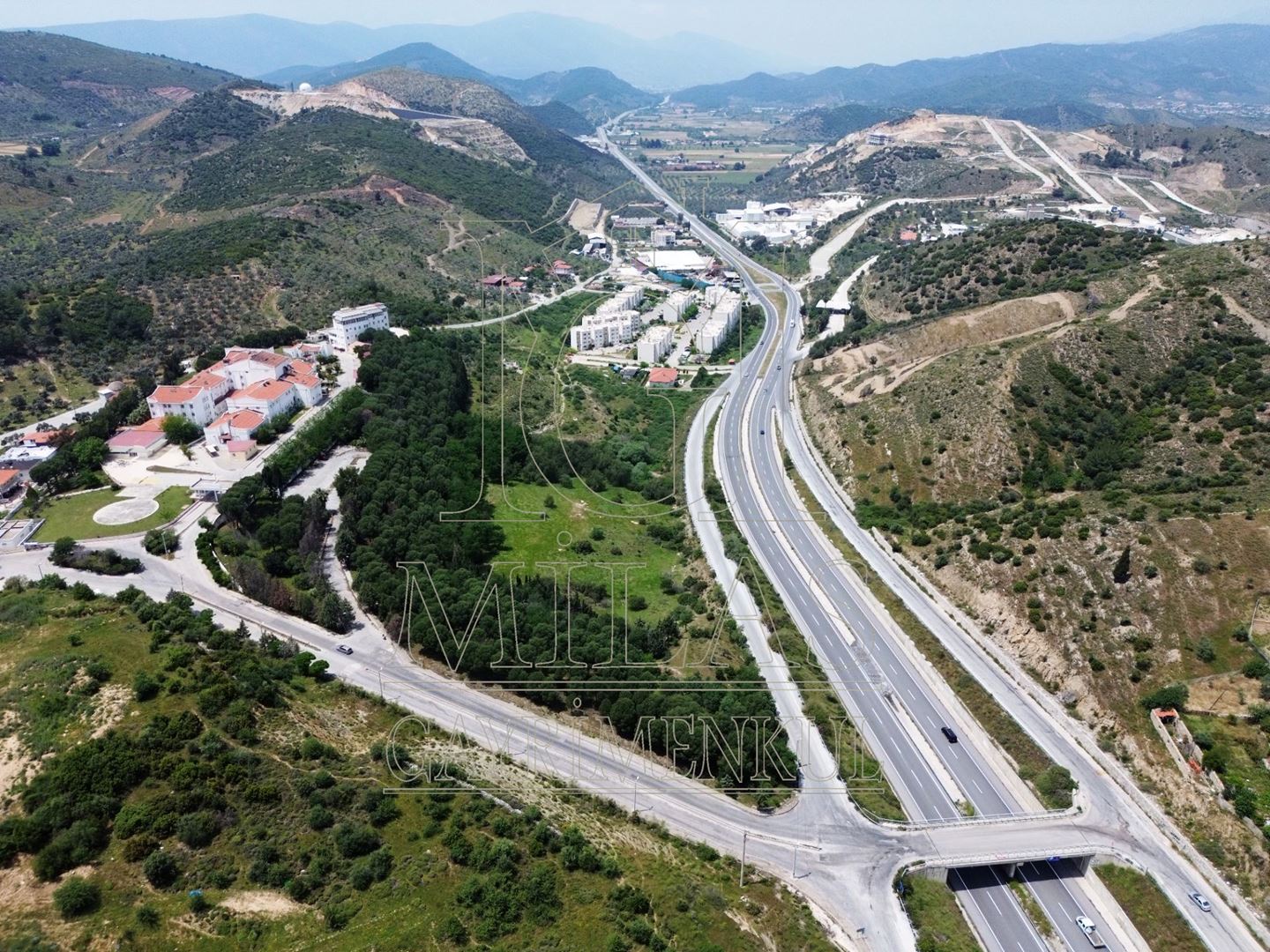 MİLAS MERKEZ'DE 15142 M2 SAĞLIK TESİSİ İMARLI ARSAMuğla, Milas, Burgaz - 11