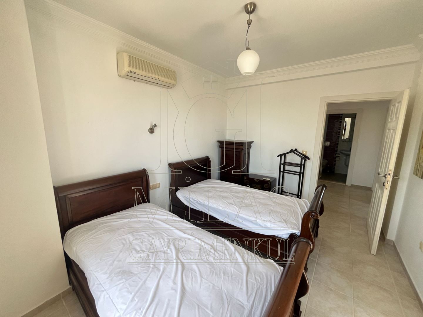 Boğaziçi'nde Müstakil Havuzlu Bahçeli Tam Müstakil Dubleks VillaMuğla, Milas, Boğaziçi - 25