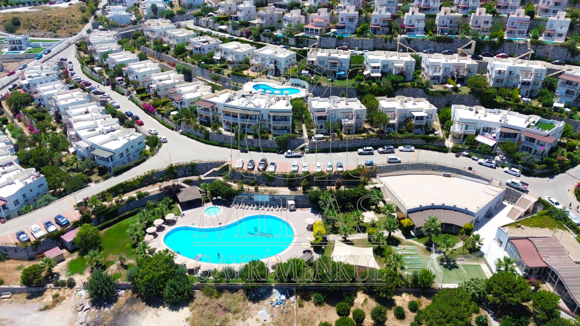 Boğaziçi'nde Müstakil Havuzlu Bahçeli Tam Müstakil Dubleks VillaMuğla, Milas, Boğaziçi - 3