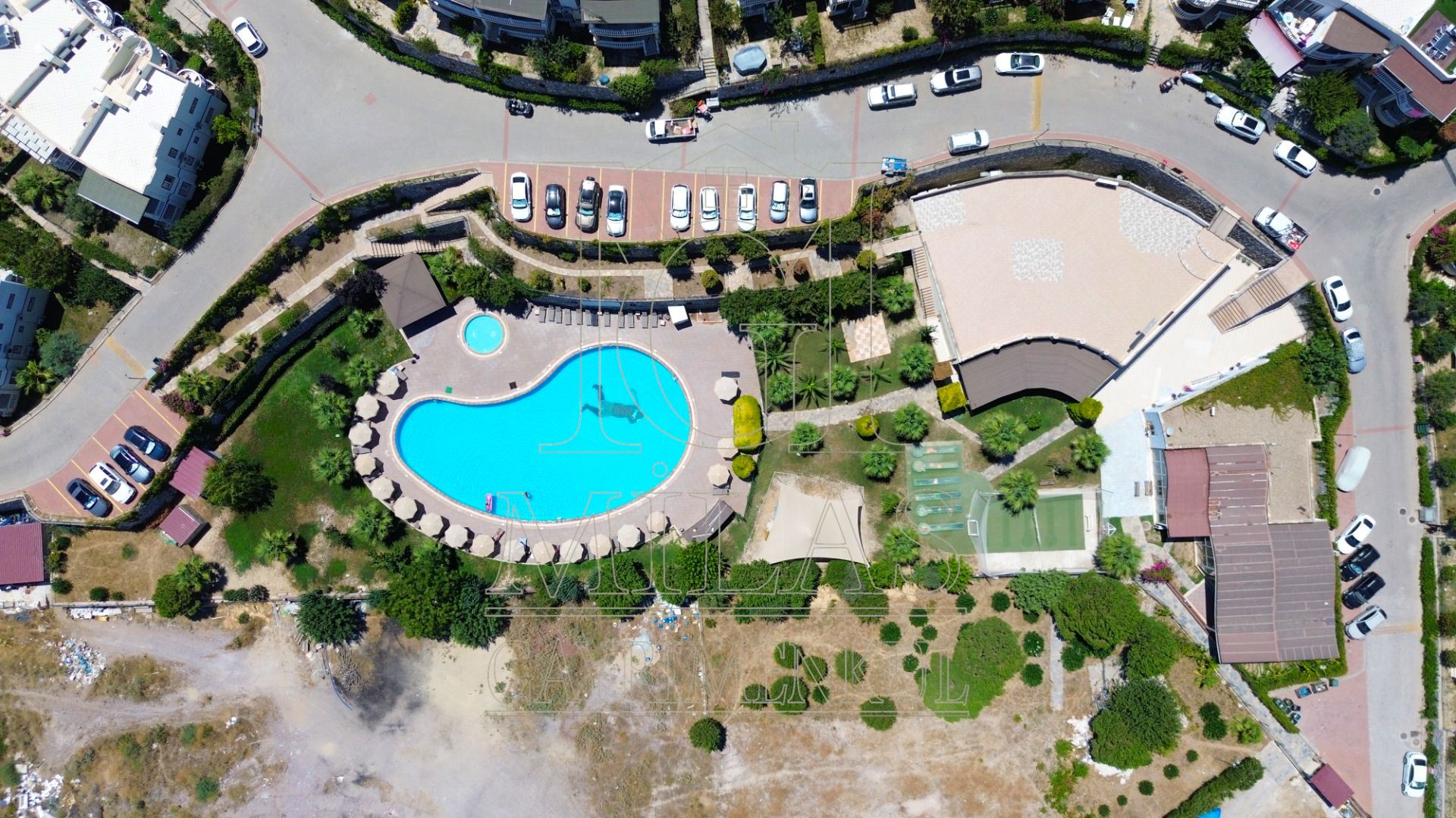 Boğaziçi'nde Müstakil Havuzlu Bahçeli Tam Müstakil Dubleks VillaMuğla, Milas, Boğaziçi - 4