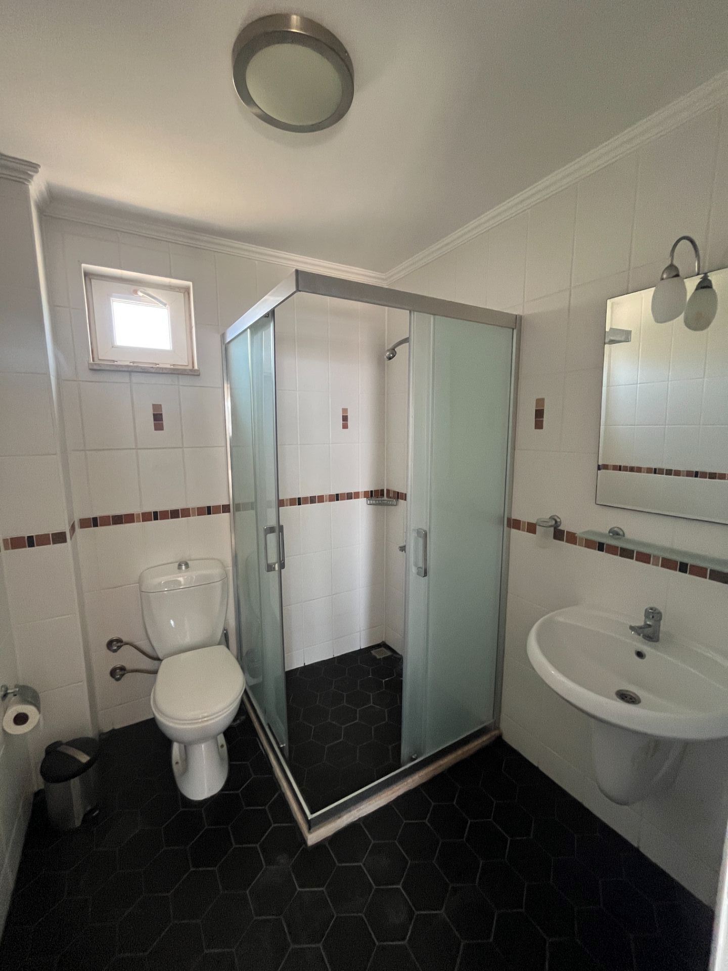 Boğaziçi'nde Müstakil Havuzlu Bahçeli Tam Müstakil Dubleks VillaMuğla, Milas, Boğaziçi - 23