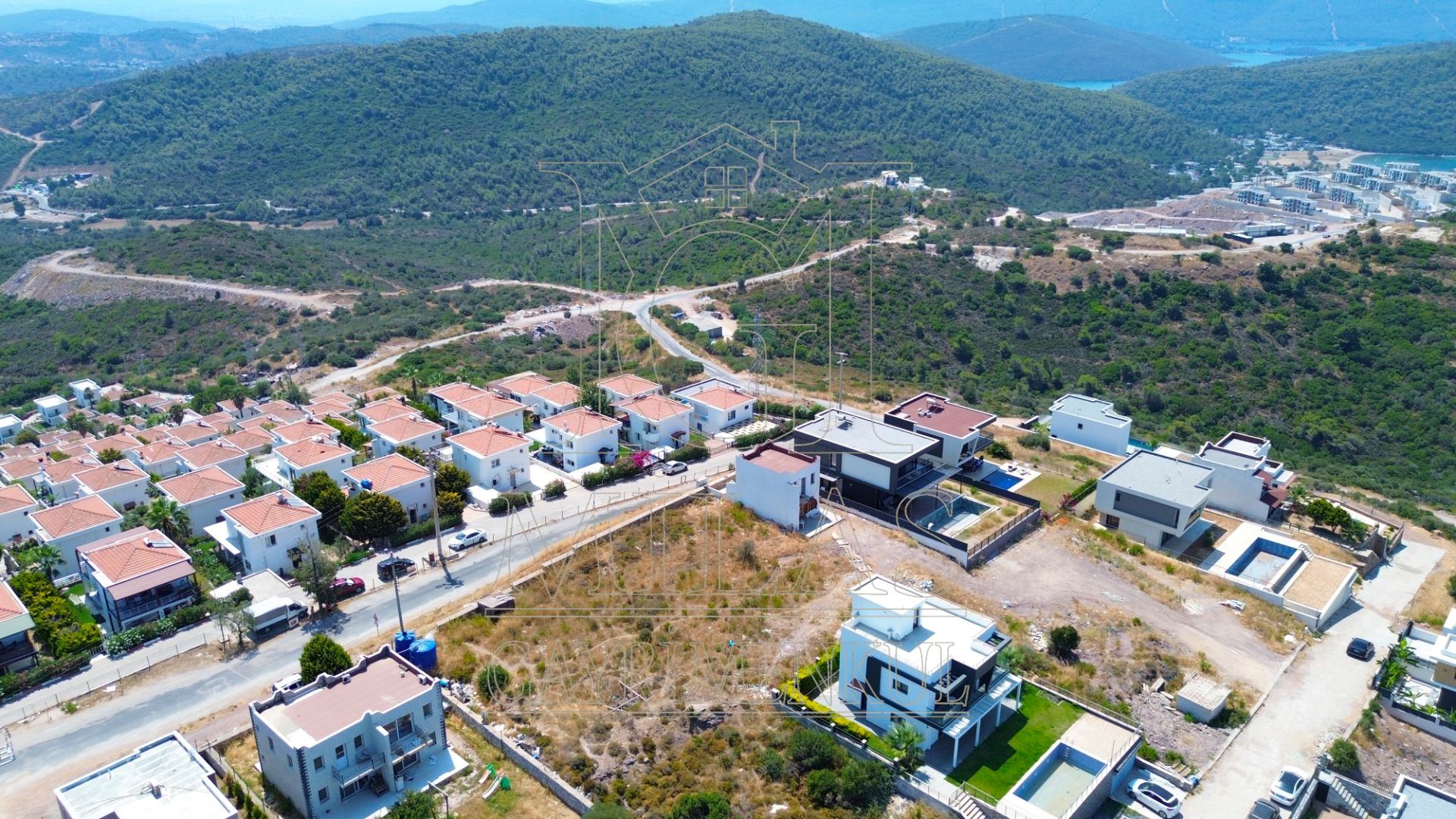 Boğaziçi Adabükünde Deniz Ve Göl Manzaralı 508 m² Satılık ArsaMuğla, Milas, Boğaziçi - 12