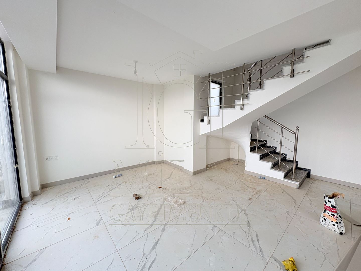 Kıyıkıışlacık'ta Deniz Manzaralı Atasayanlar 8 de Satılık VillaMuğla, Milas, Kıyıkışlacık - 15