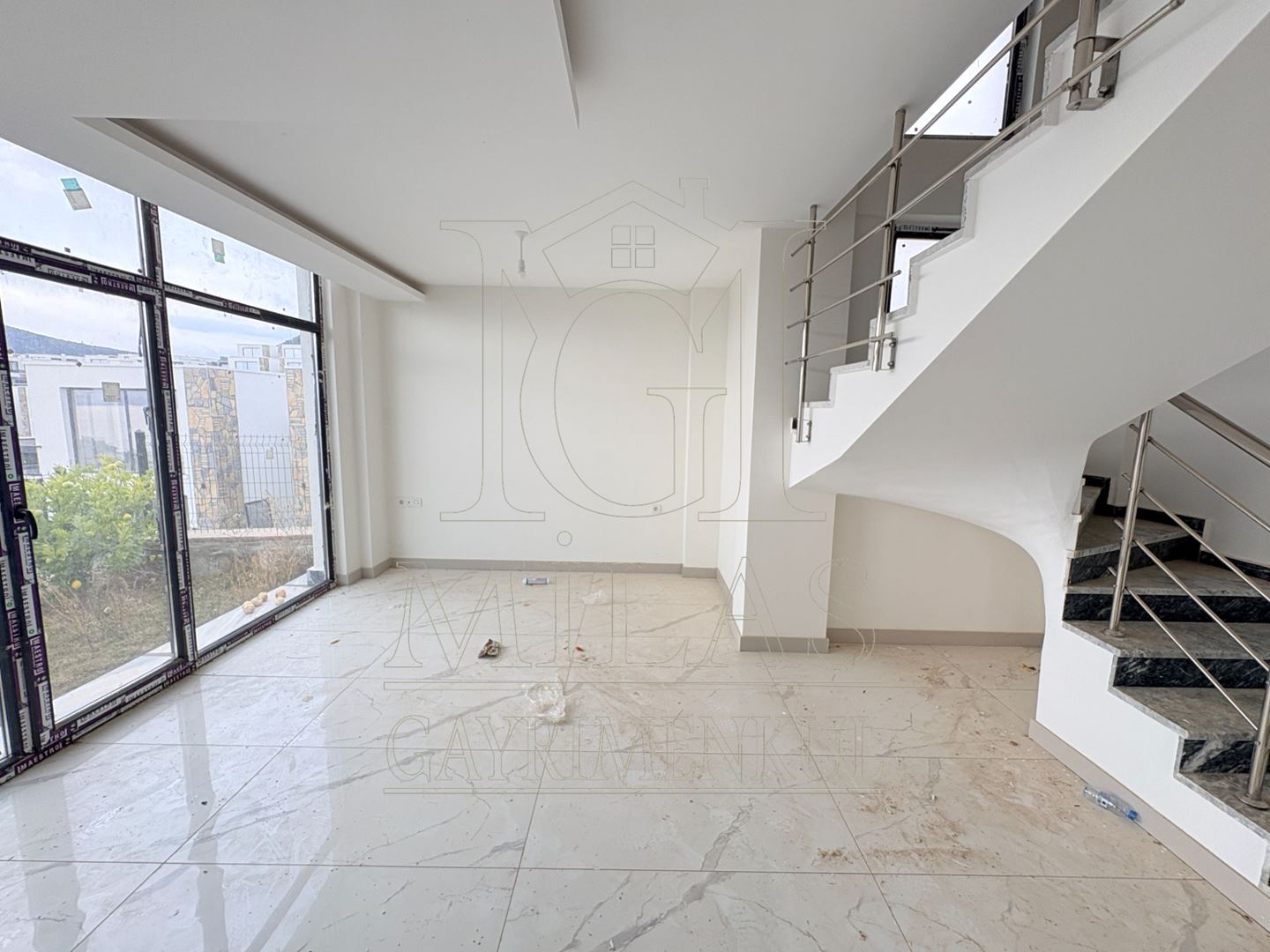 Kıyıkıışlacık'ta Deniz Manzaralı Atasayanlar 8 de Satılık VillaMuğla, Milas, Kıyıkışlacık - 17