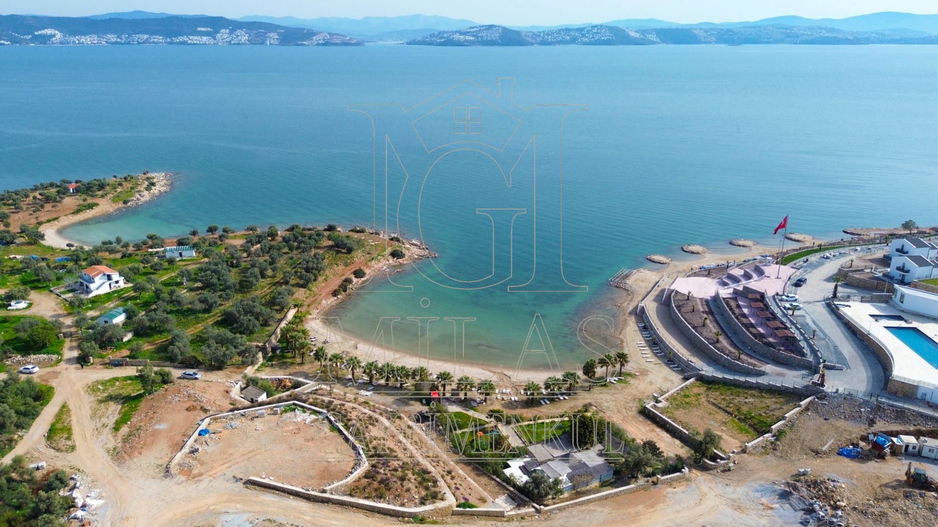 Kıyıkıışlacık'ta Deniz Manzaralı Atasayanlar 8 de Satılık VillaMuğla, Milas, Kıyıkışlacık