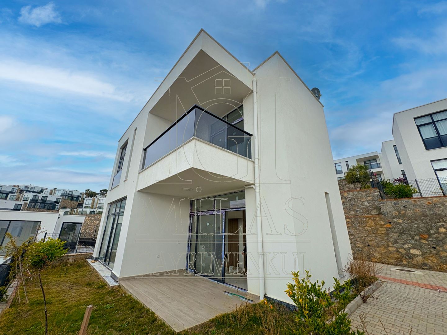 Kıyıkıışlacık'ta Deniz Manzaralı Atasayanlar 8 de Satılık VillaMuğla, Milas, Kıyıkışlacık - 8