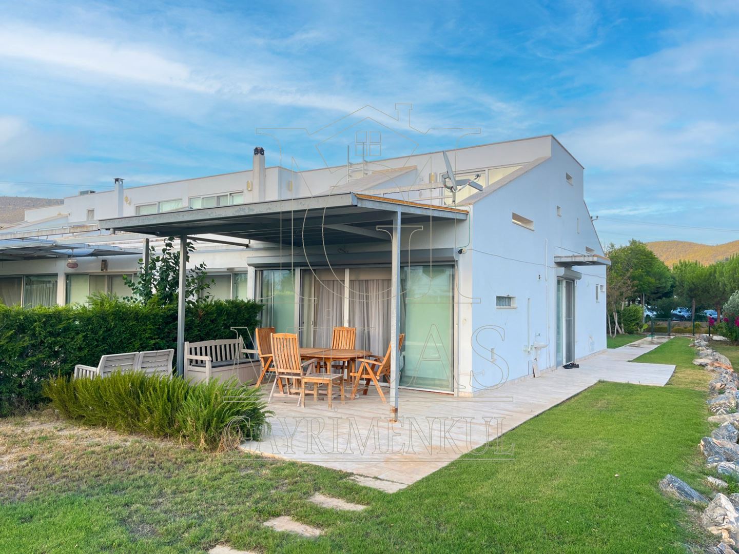 Kıyıkışlacık'ta Havuzlu Özel Sitede Satılık 2+1 Dubleks VillaMuğla, Milas, Kıyıkışlacık - 9