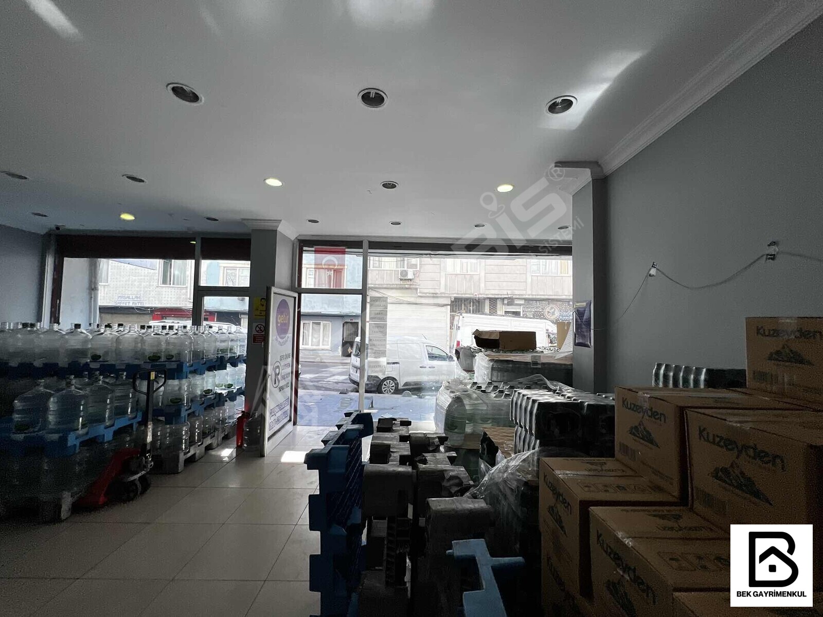 KURUMSAL GETİR KİRACILI SATILIK 2 ADET TOPLAM 190 M2 DÜKKAN - 5