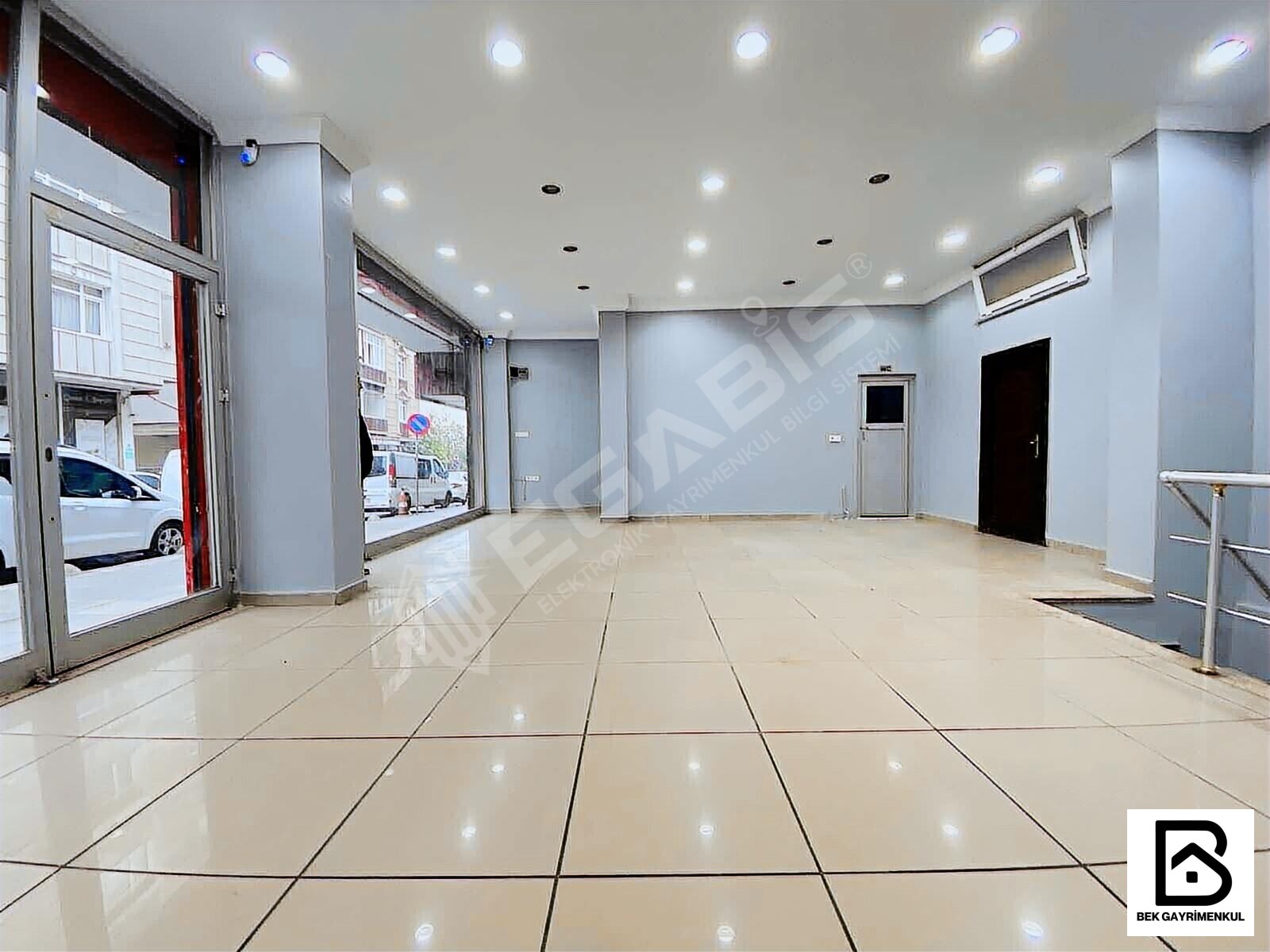 KURUMSAL GETİR KİRACILI SATILIK 2 ADET TOPLAM 190 M2 DÜKKAN - 14