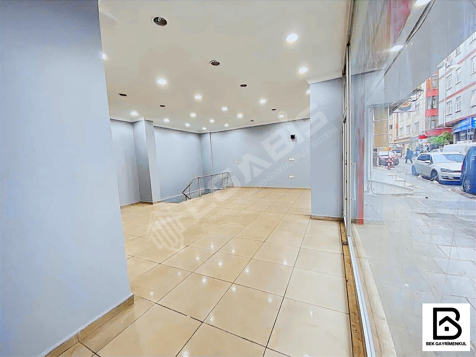 KURUMSAL GETİR KİRACILI SATILIK 2 ADET TOPLAM 190 M2 DÜKKAN - 15