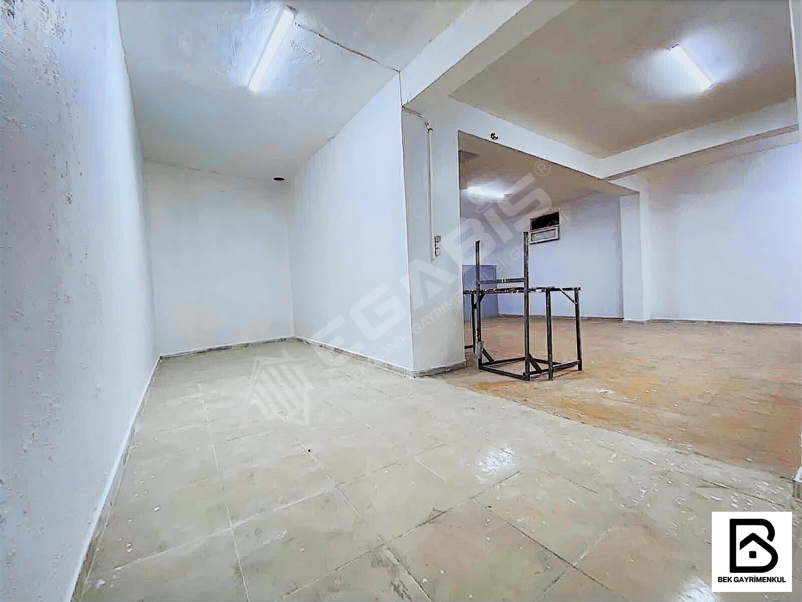 KURUMSAL GETİR KİRACILI SATILIK 2 ADET TOPLAM 190 M2 DÜKKAN - 26