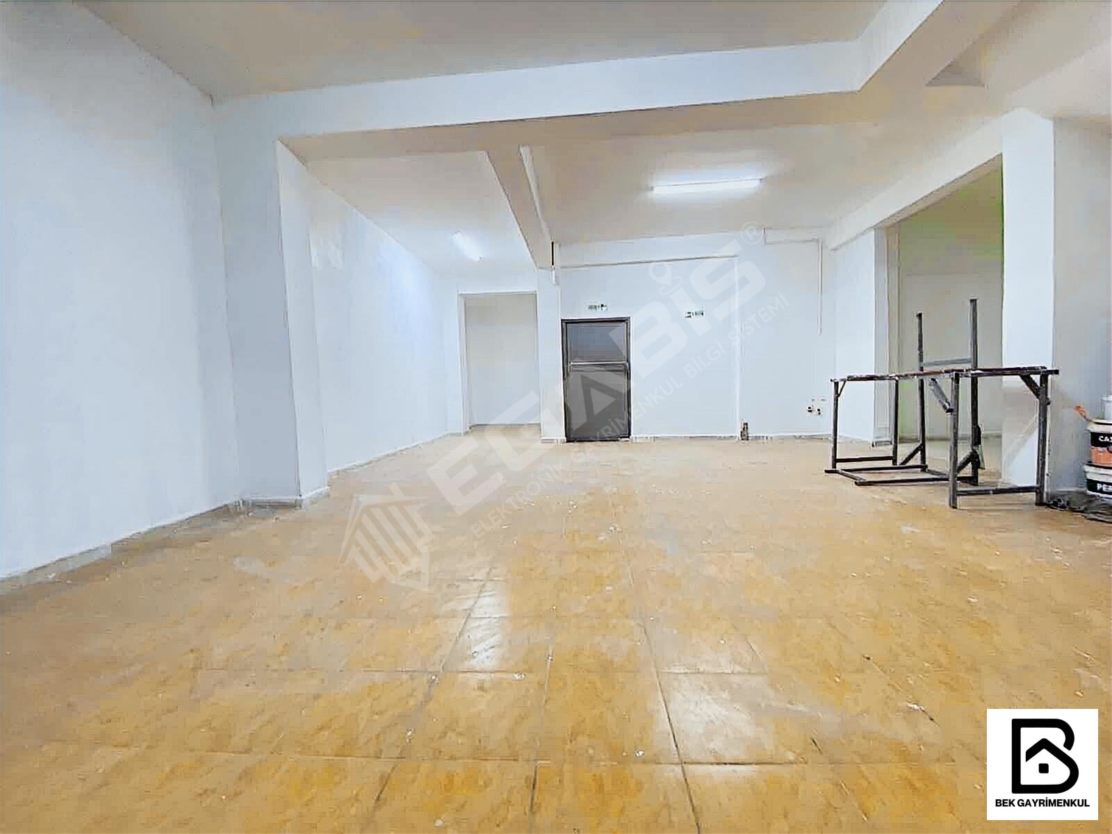 KURUMSAL GETİR KİRACILI SATILIK 2 ADET TOPLAM 190 M2 DÜKKAN - 30
