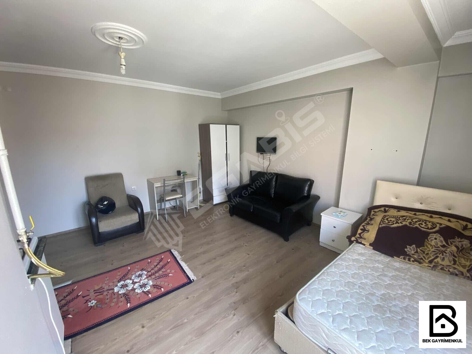 ŞEHİR MERKEZİNDE KİRALIK EŞYALI APART - 2