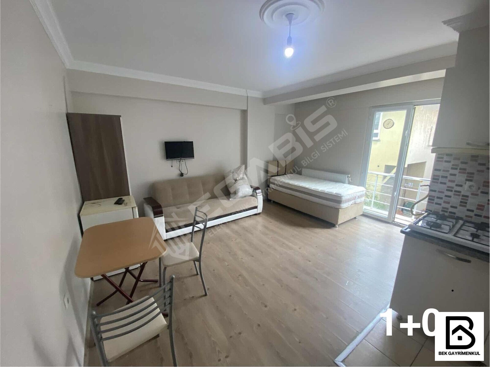 ŞEHİR MERKEZİNDE KİRALIK EŞYALI APART - 3
