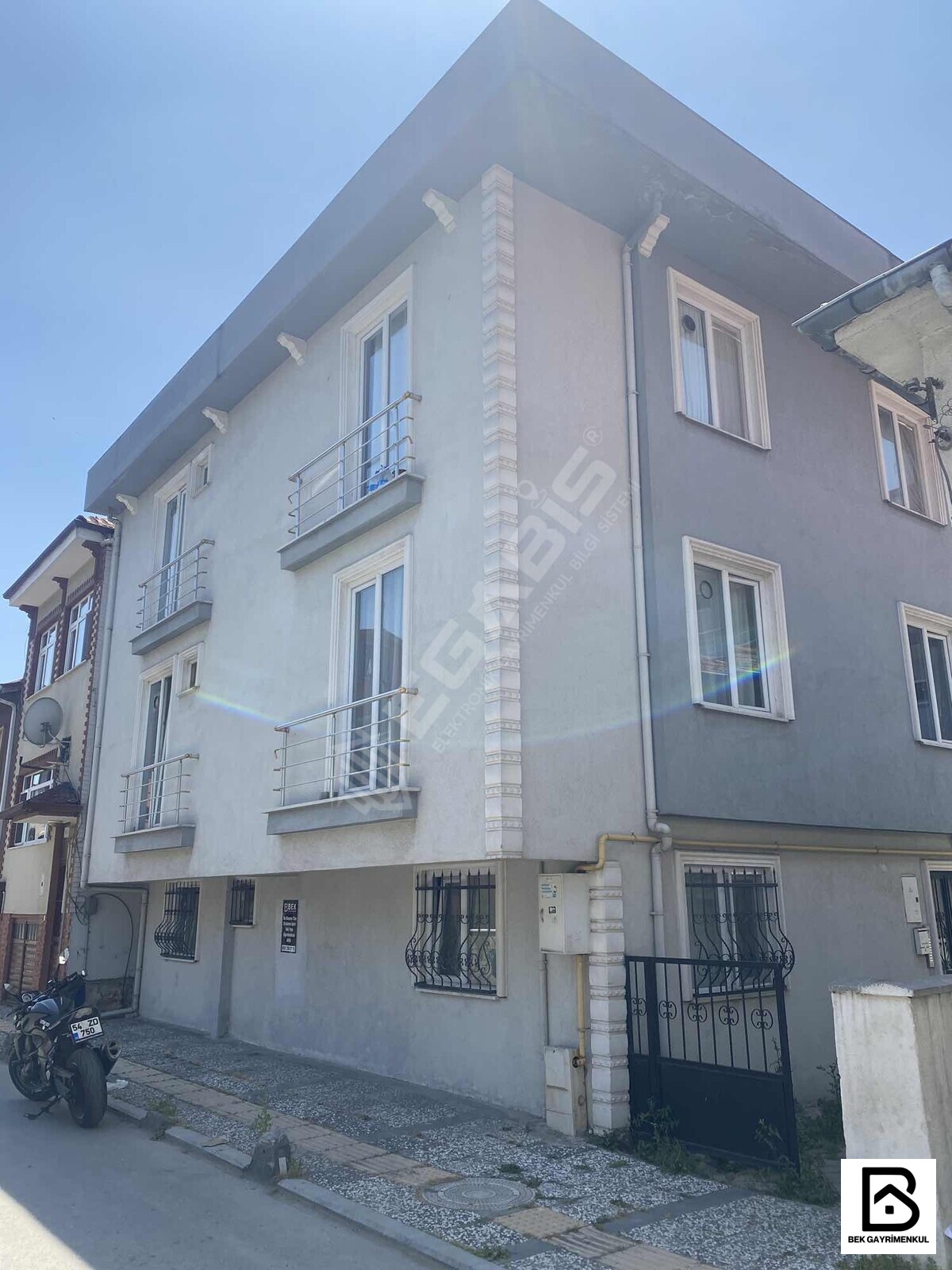 ŞEHİR MERKEZİNDE KİRALIK EŞYALI APART - 6