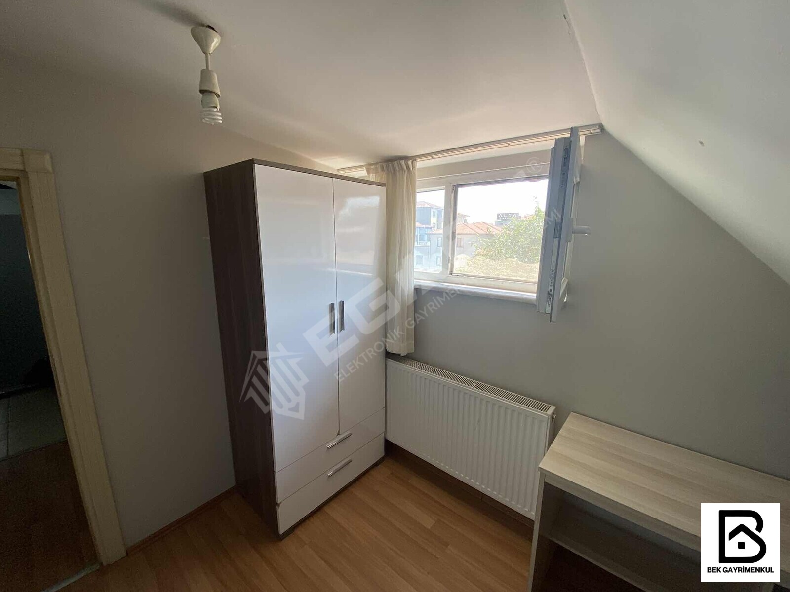 ŞEHİR MERKEZİNDE KİRALIK EŞYALI APART - 9