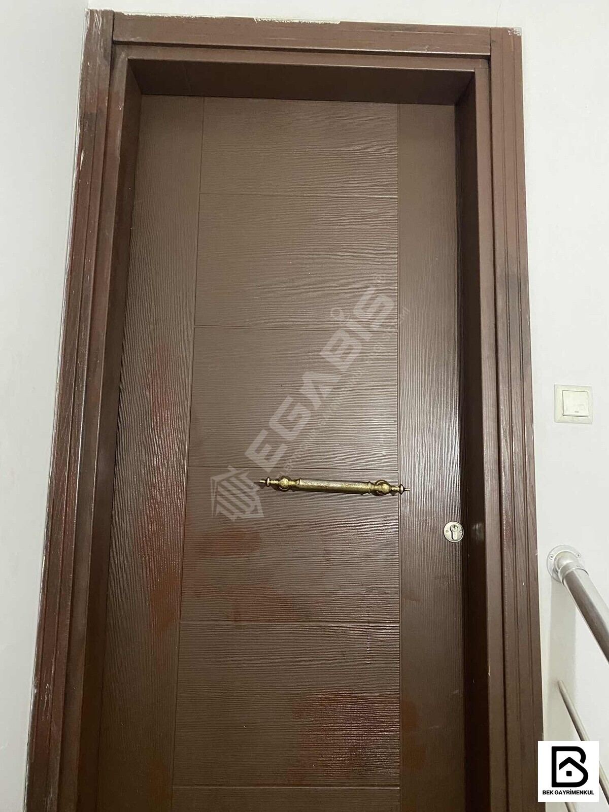ŞEHİR MERKEZİNDE KİRALIK EŞYALI APART - 16