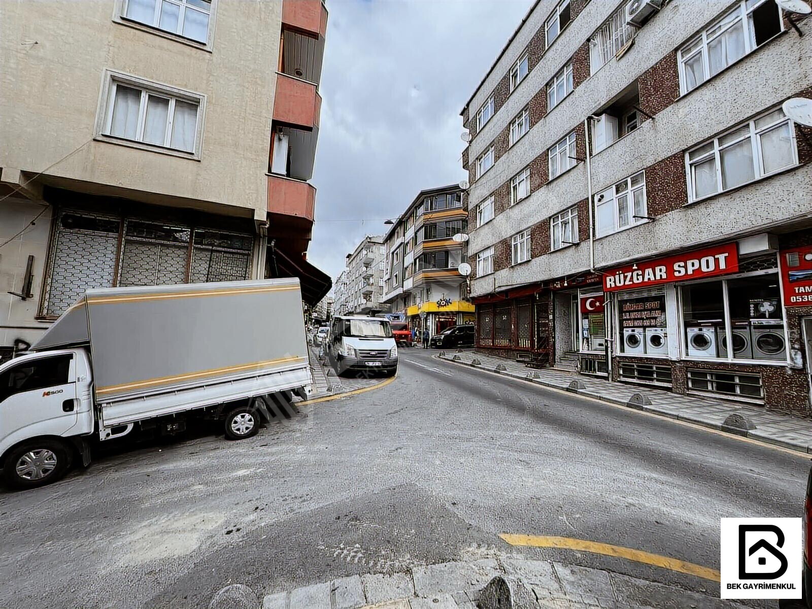 KEMER CADDESİ SATILIK YENİ BİNADA 2 KATLI 80 M2 KÖŞE BOŞ DÜKKAN - 6