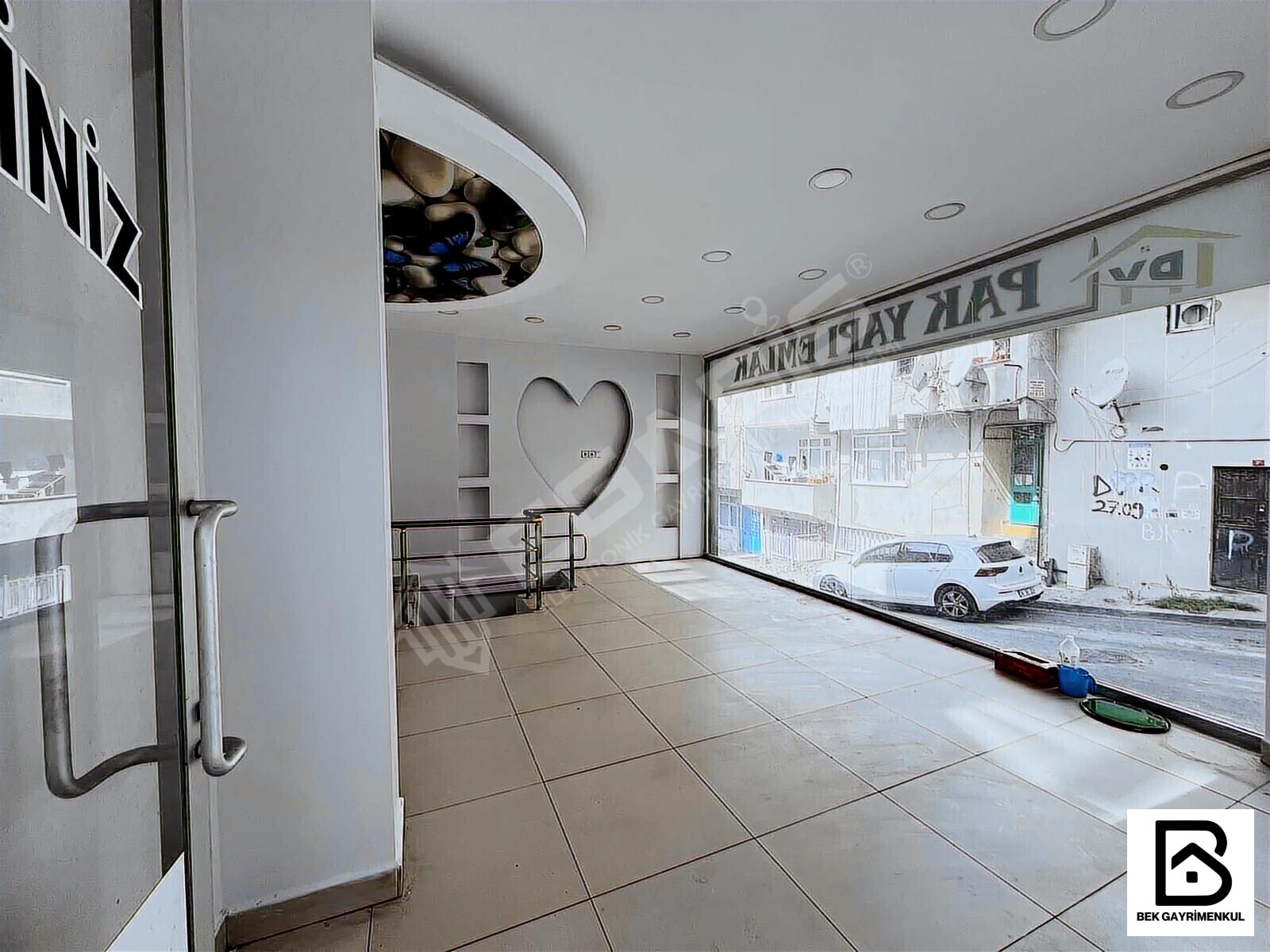 KEMER CADDESİ SATILIK YENİ BİNADA 2 KATLI 80 M2 KÖŞE BOŞ DÜKKAN - 9