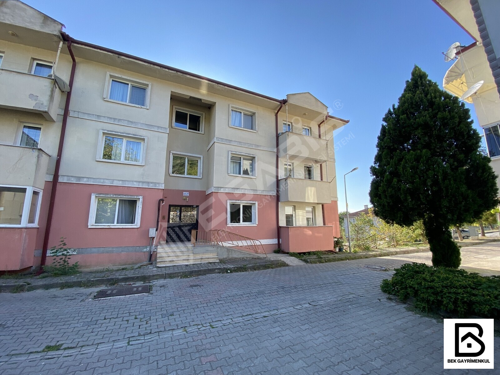 KARAMANDA KİRALIK DAİRE