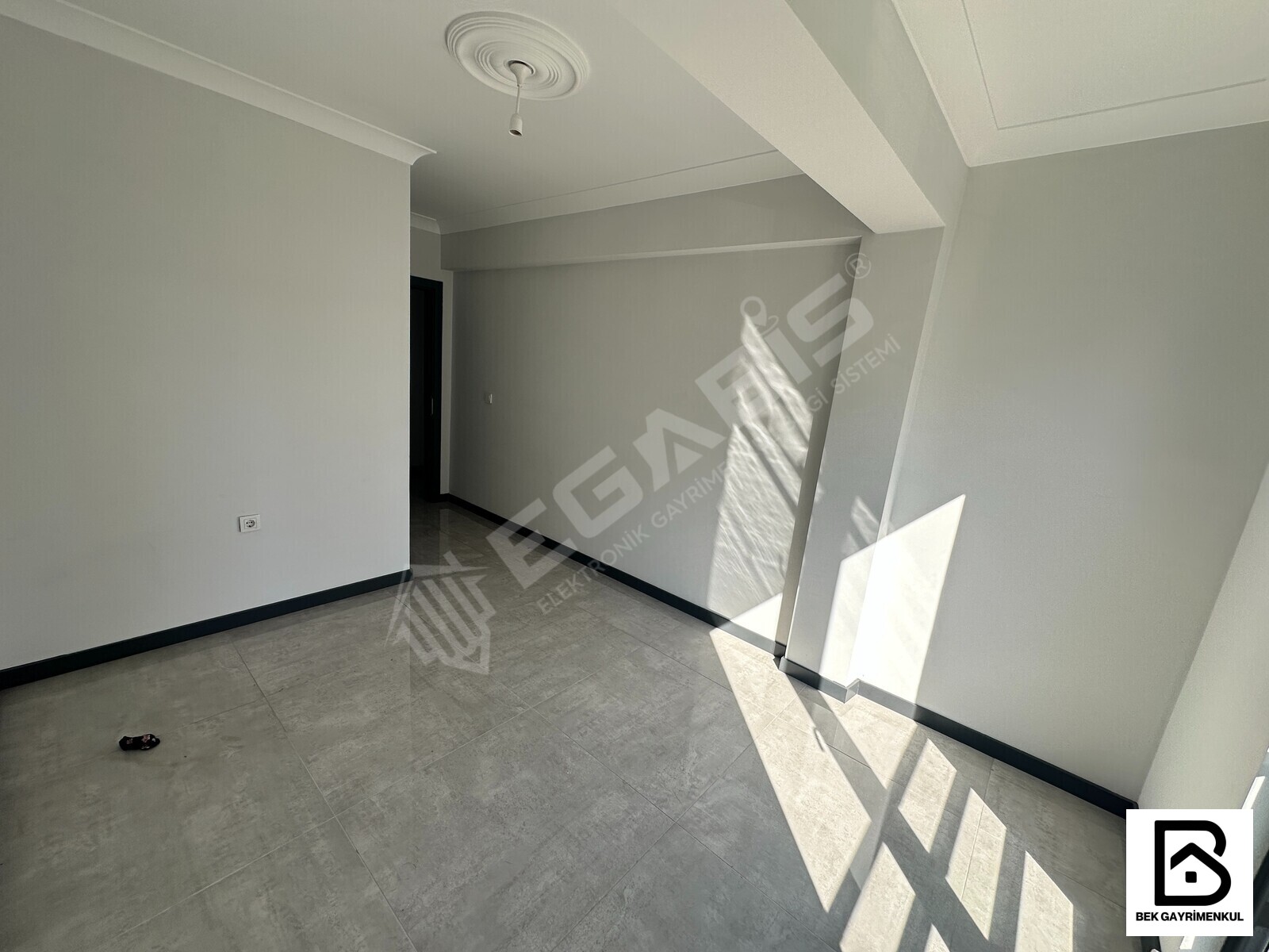 BEK GAYRİMENKULDEN KİRALIK 2+1 TEMİZ DAİRE - 11