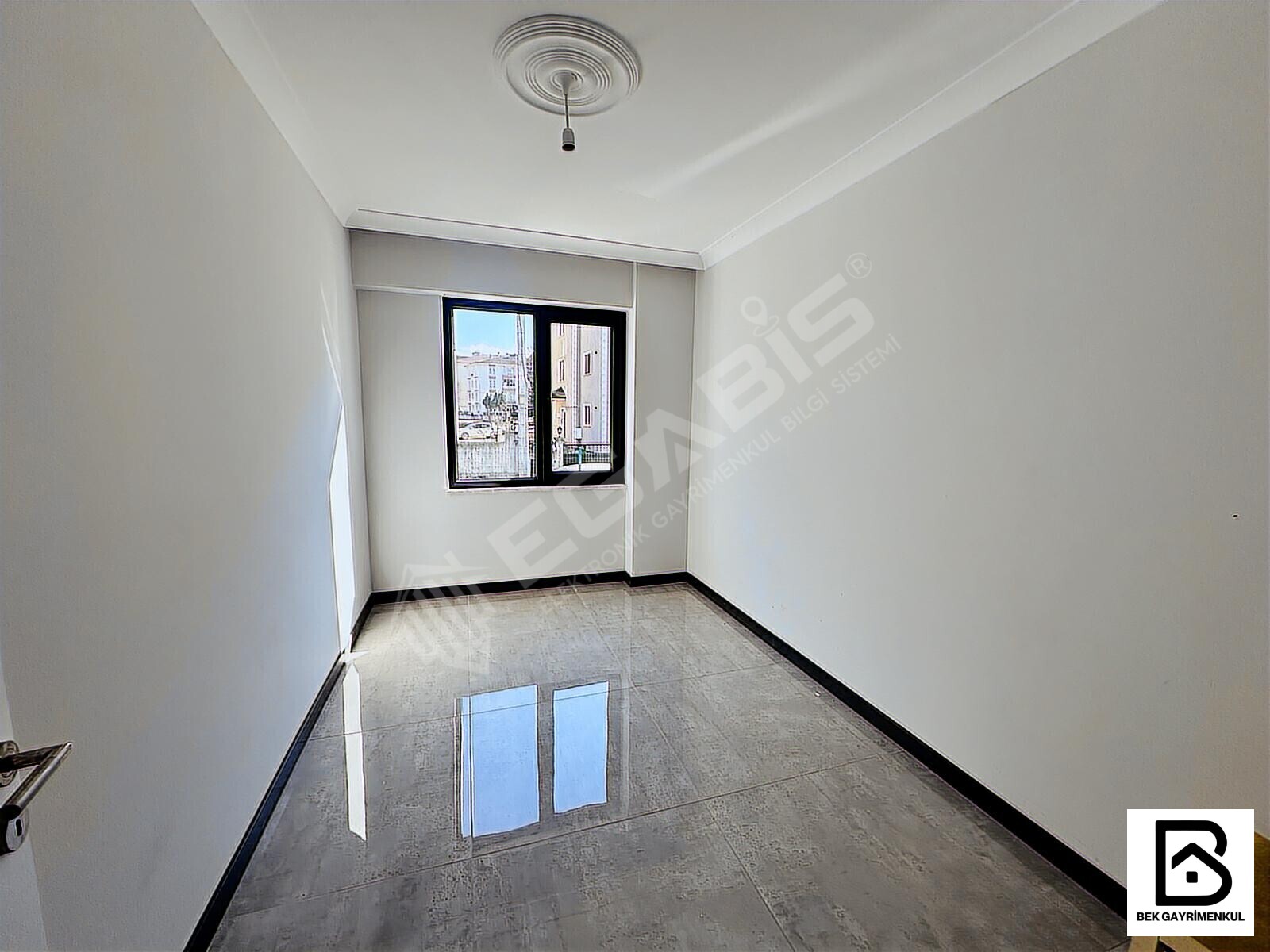 BEK GAYRİMENKULDEN KİRALIK 2+1 TEMİZ DAİRE - 12