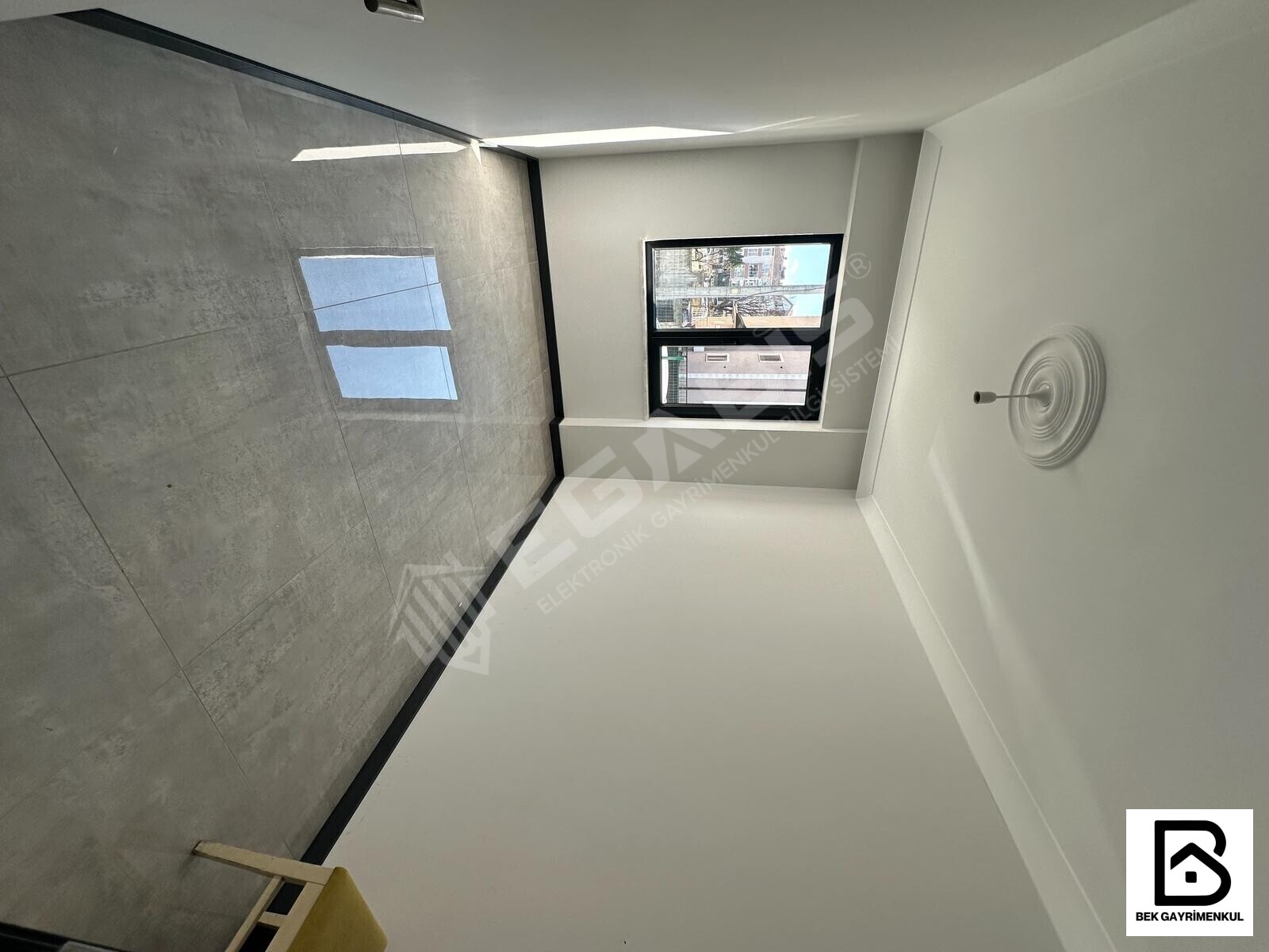 BEK GAYRİMENKULDEN KİRALIK 2+1 TEMİZ DAİRE - 15