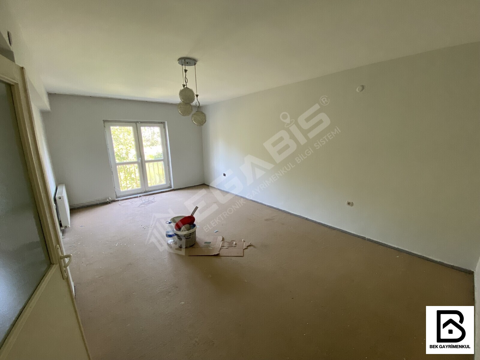KARAMANDA METROBÜS YAKININDA SATILIK 3+1 DAİRE - 3