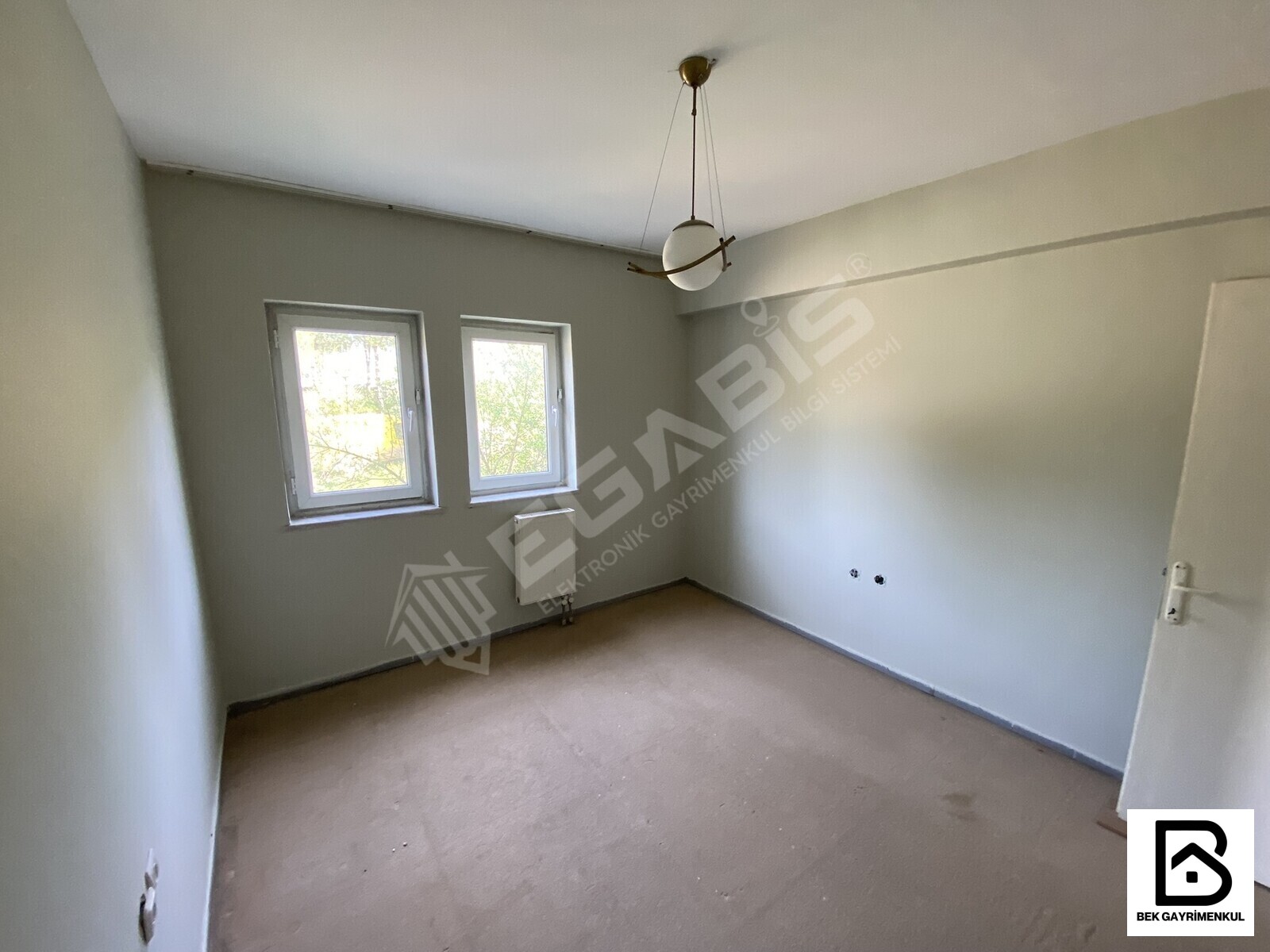 KARAMANDA METROBÜS YAKININDA SATILIK 3+1 DAİRE - 13