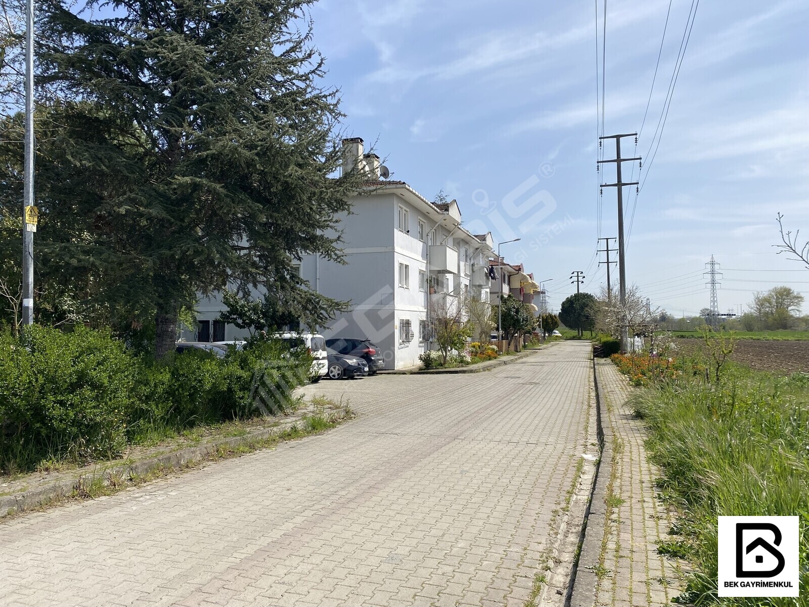 KARAMANDA METROBÜS YAKININDA SATILIK 3+1 DAİRE - 19